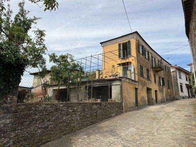 Casa in vendita a Piemonte, Alessandria