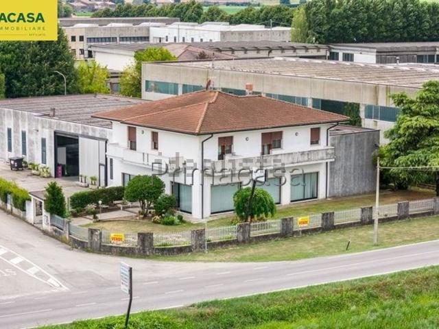 Casa in vendita a Bonavigo, Veneto