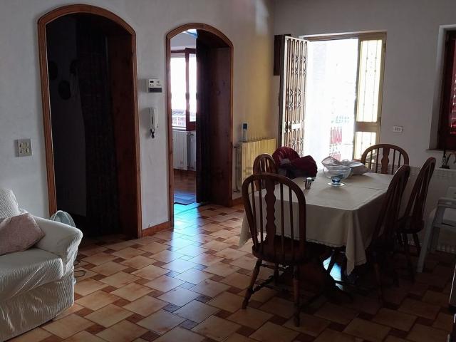 Casa in vendita a Calabria, Reggio Calabria