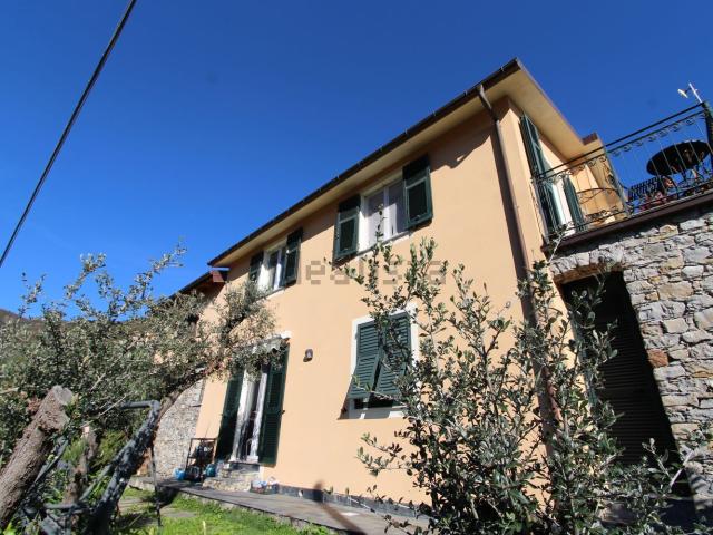 Casa in vendita a Avegno, Testana