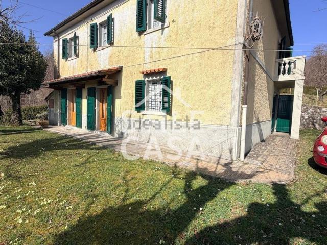 Casa in vendita a Pistoia, Toscana