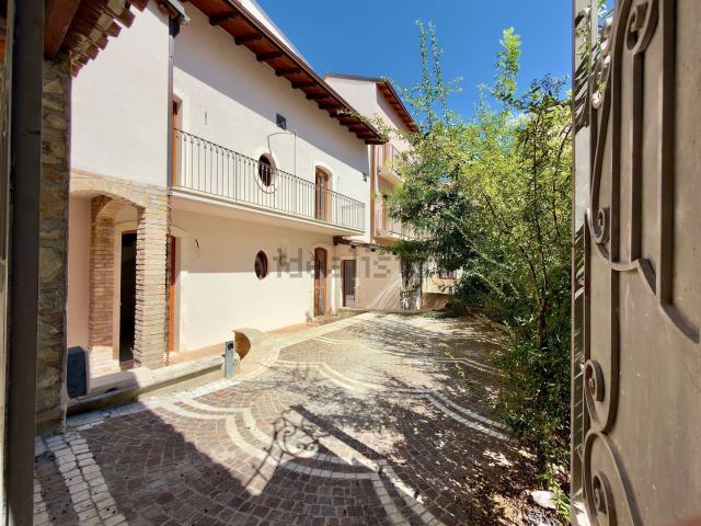 Casa in vendita a Torretta, Tornimparte