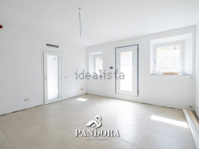 Casa in vendita a Mezzana, Somma Lombardo