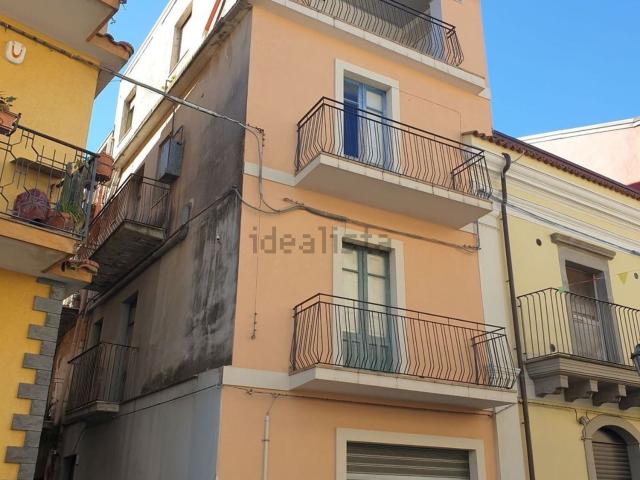 Casa in vendita a Francavilla Di Sicilia, Sicilia