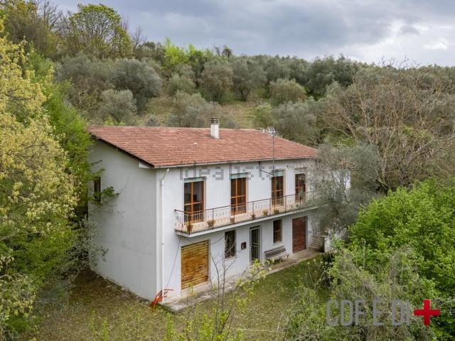 Casa in vendita a Cantalice, Lazio
