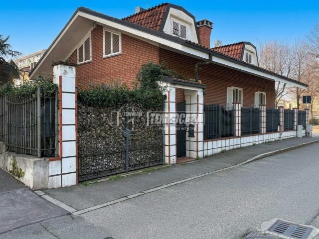 Casa in vendita a Nichelino, Torino