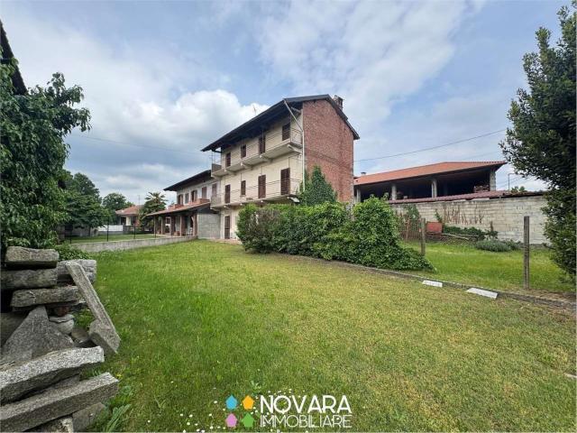 Casa in vendita a Piemonte, Novara