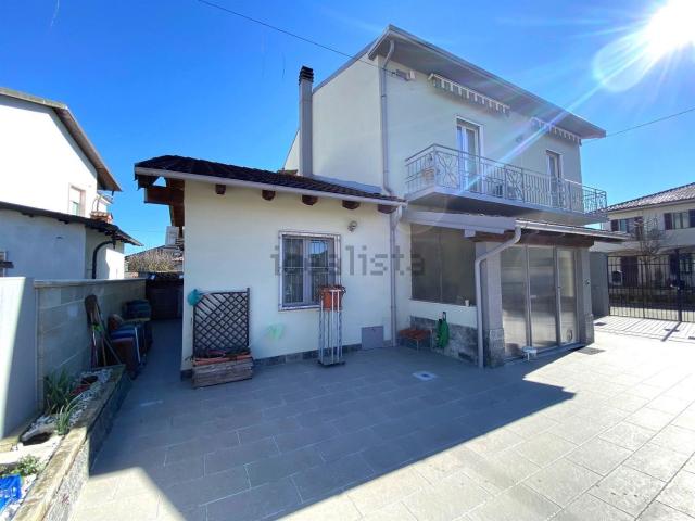 Casa in vendita a Piemonte, Vercelli