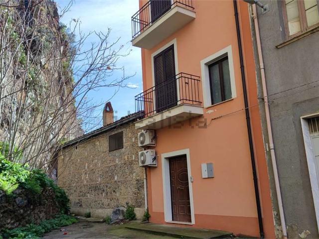 Casa in vendita a Cassano all'Ionio, Calabria