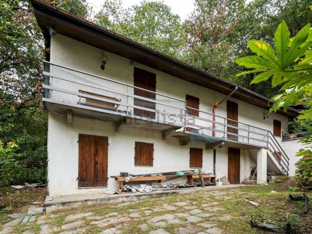 Casa in vendita a Colletta di Paesana, Paesana