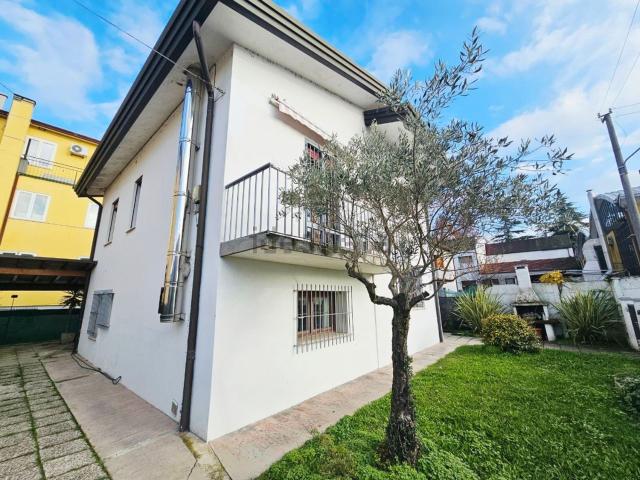 Casa in vendita a Paltana, Padova