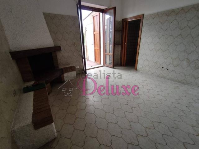 Casa in vendita a Marche, Macerata