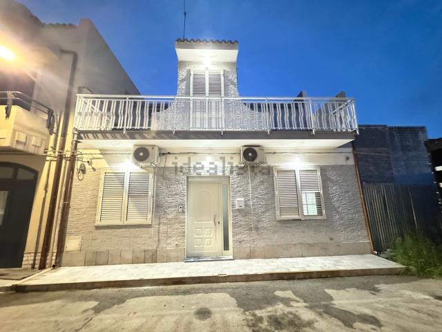 Casa in vendita a Avola, Sicilia