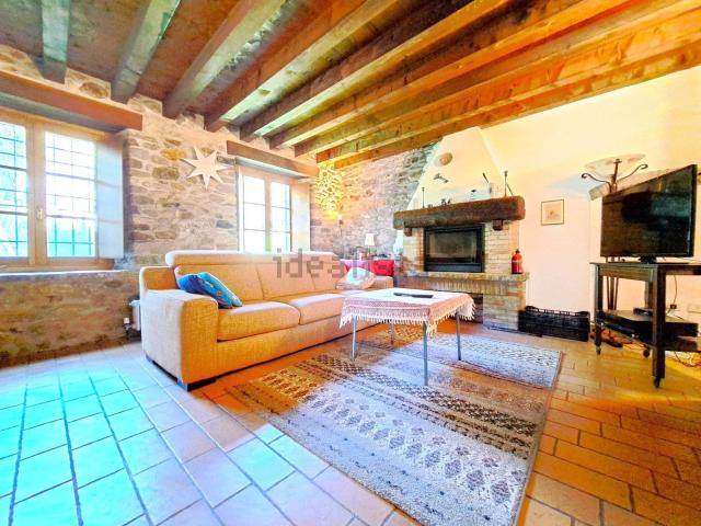 Casa in vendita a Portiera, San Giovanni Bianco