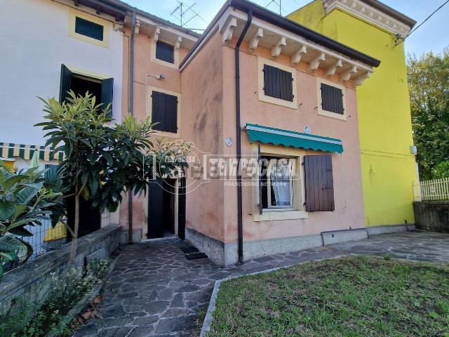 Casa in vendita a Castelnuovo Del Garda, Veneto