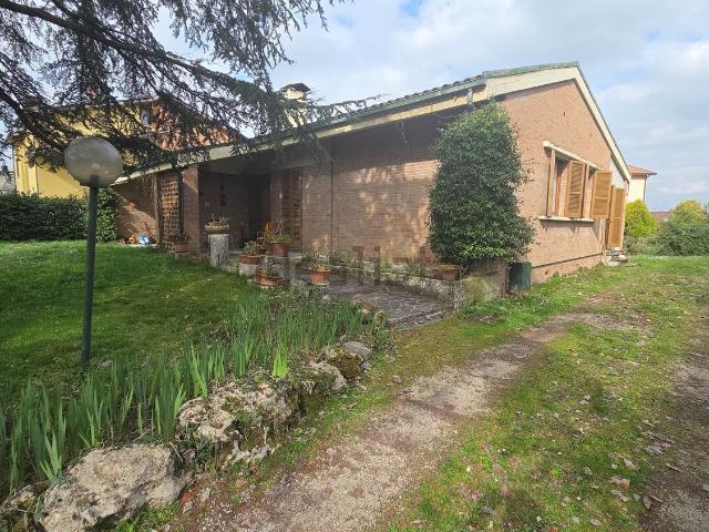 Casa in vendita a Acquasparta, Umbria