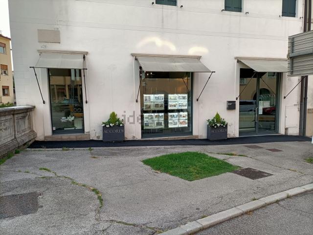 Casa in vendita a Moriago della Battaglia, Treviso