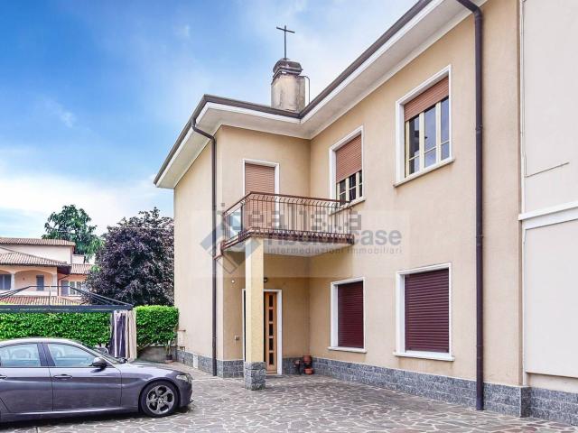 Casa in vendita a Birone, Giussano