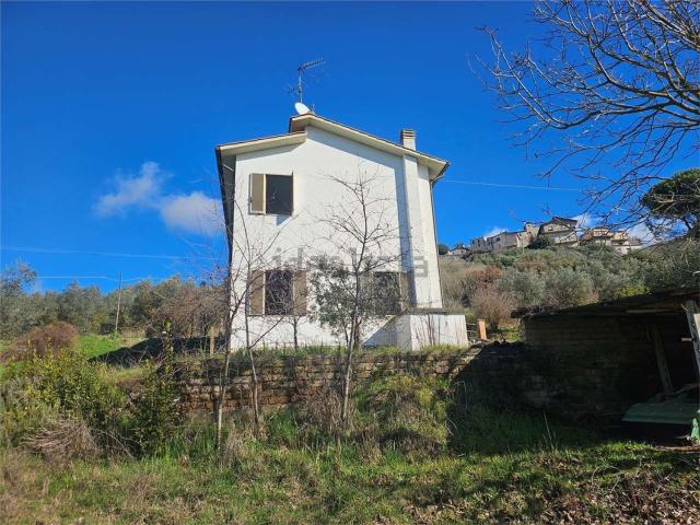Casa in vendita a Collesecco, Lugnano In Teverina