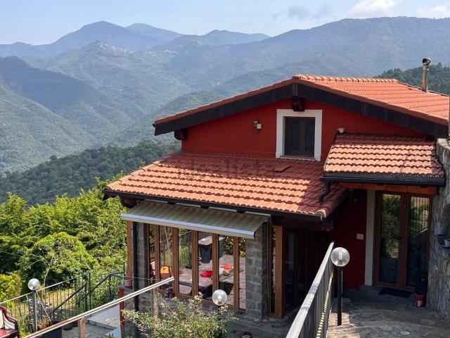 Casa in vendita a Perinaldo, Liguria