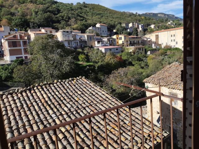 Casa in vendita a Mezzojuso, Sicilia