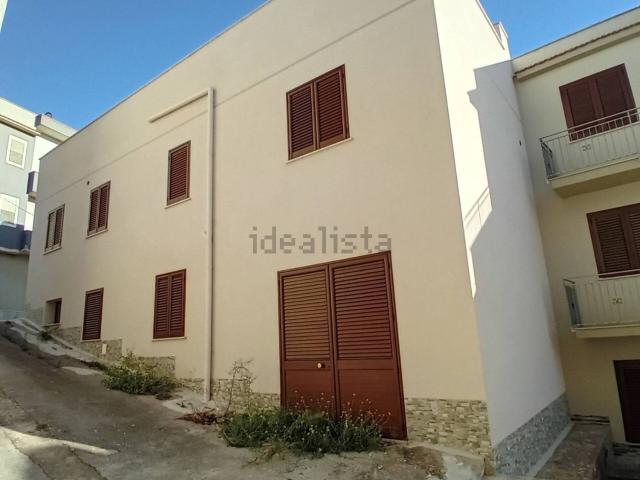 Casa in vendita a Partanna, Sicilia