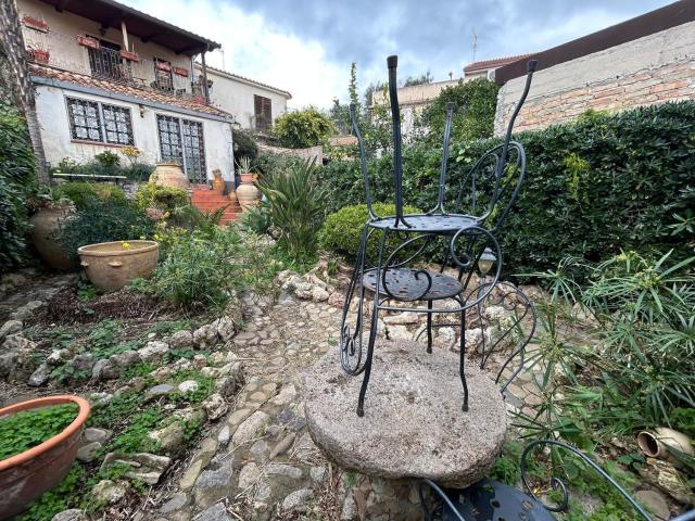 Casa in vendita a Calabria, Reggio Calabria