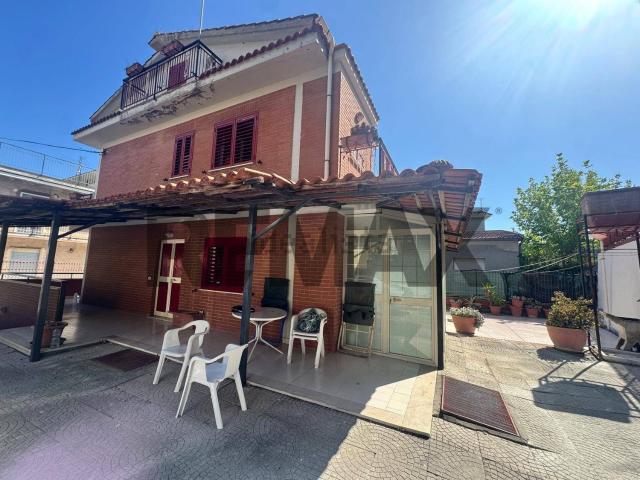 Casa in vendita a Tremensuoli Vecchio, Minturno