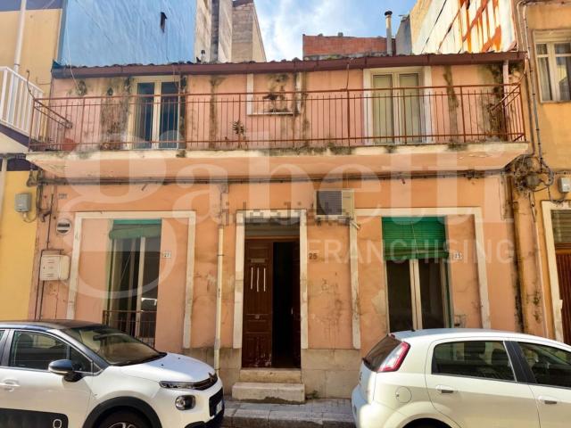 Casa in vendita a Cappuccini, Ragusa
