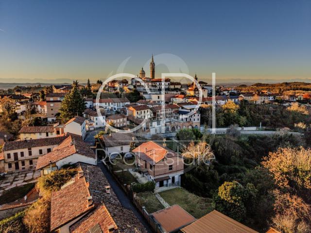Casa in vendita a Piemonte, Asti