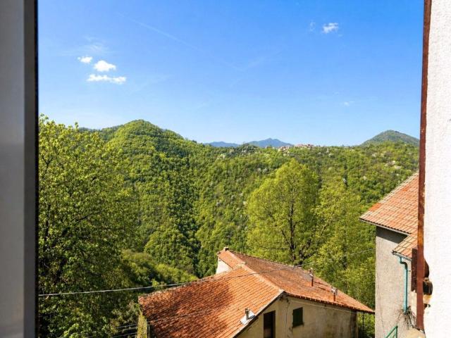 Casa in vendita a Fricciaro, Torriglia