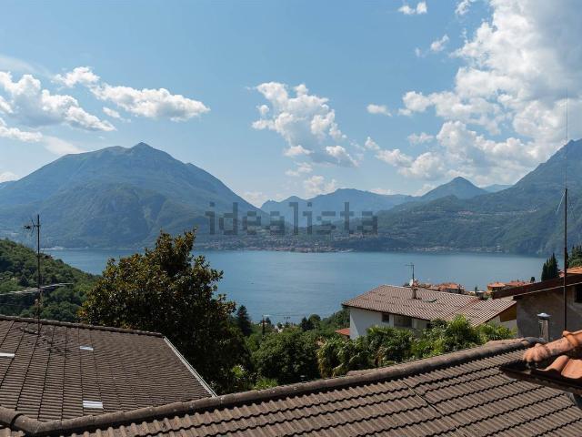 Casa in vendita a Varenna, Lombardia