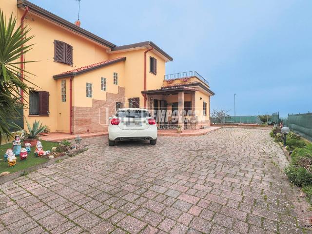 Casa in vendita a San Clemente, Reggio Emilia
