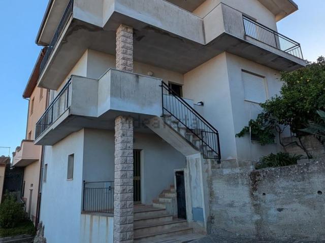 Casa in vendita a Ardauli, Sardigna/Sardegna