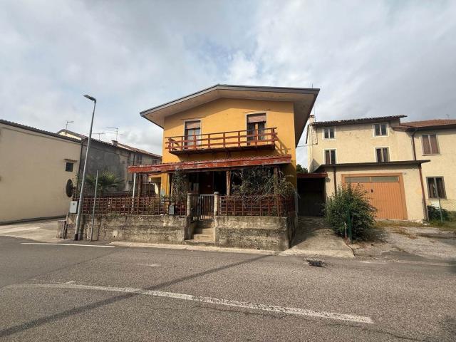 Casa in vendita a Castello, Arzignano