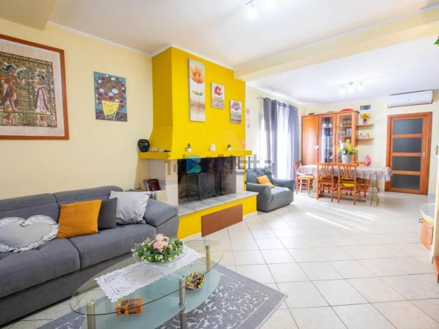 Casa in vendita a San Pantaleo, Sardigna/Sardegna