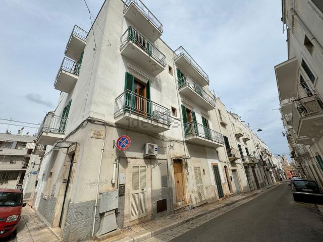 Casa in vendita a Puglia, Bari