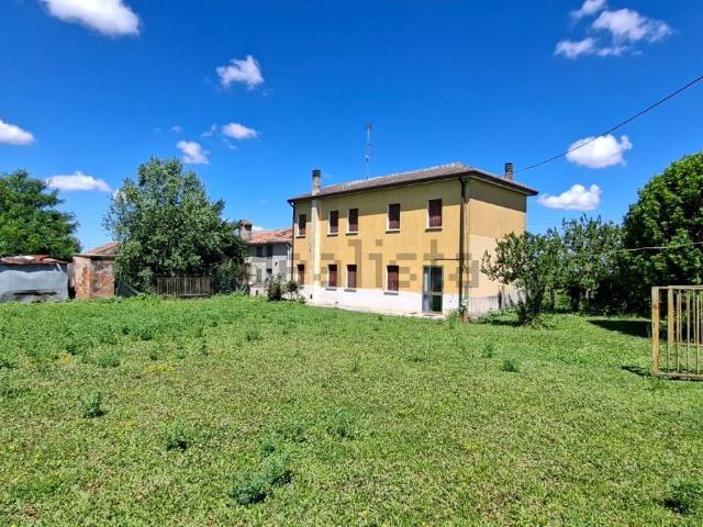 Casa in vendita a Arquà Polesine, Veneto