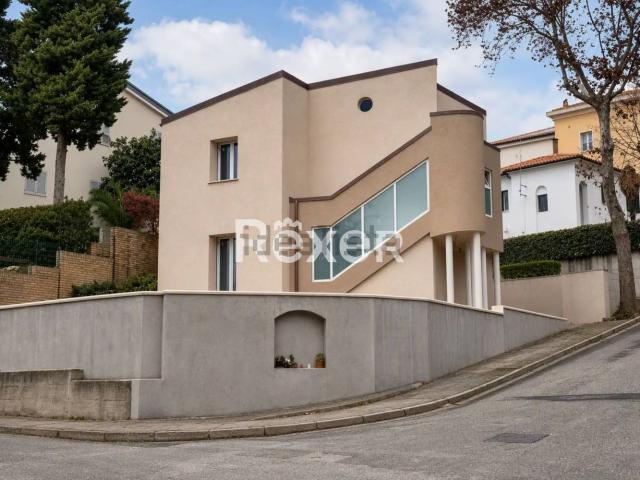 Casa in vendita a Porta Pesa, Recanati