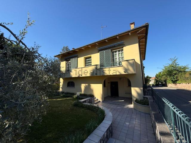 Casa in vendita a Foiano Della Chiana, Toscana