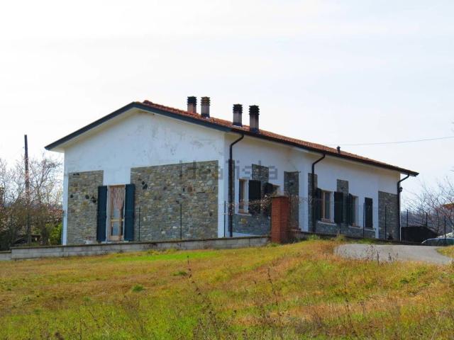 Casa in vendita a Bettola, Reggio Emilia