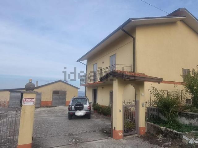 Casa in vendita a Montemarano, Avellino