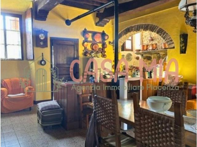Casa in vendita a Case il Poggio, Bobbio