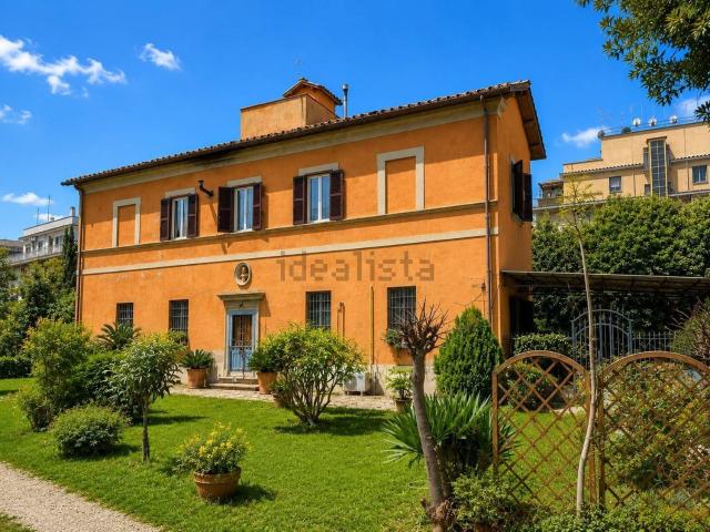 Casa in vendita a Municipio Roma VII, Roma Capitale