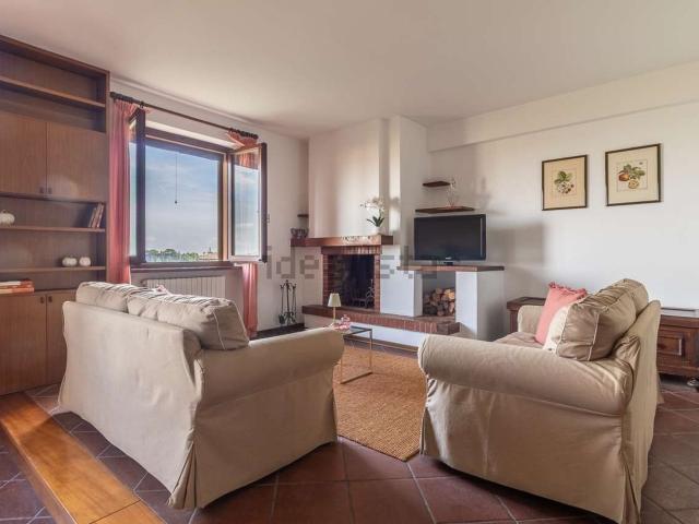 Casa in vendita a Borgo San Giacomo, Osimo