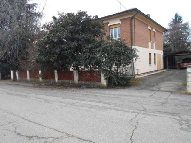 Casa in vendita a Val d’Enza, Re