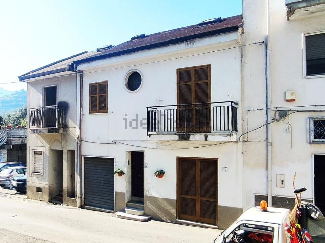 Casa in vendita a Antessano, Baronissi