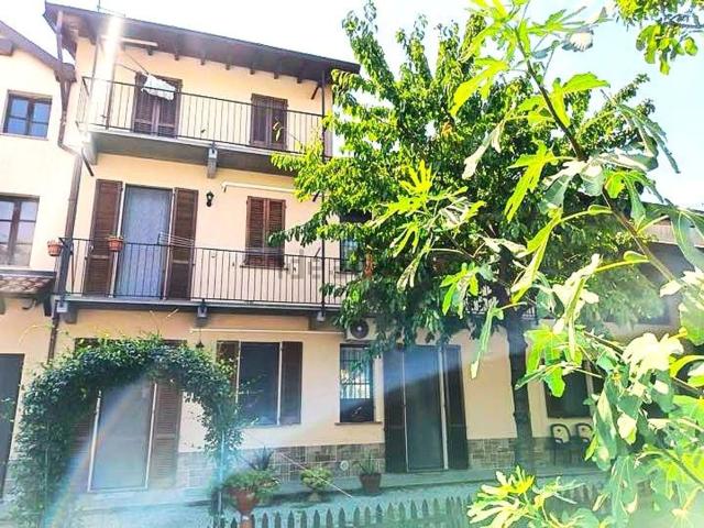 Casa in vendita a Cerano, Novara