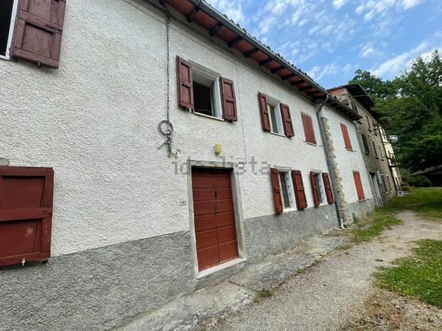 Casa in vendita a Appennino Reggiano, Re