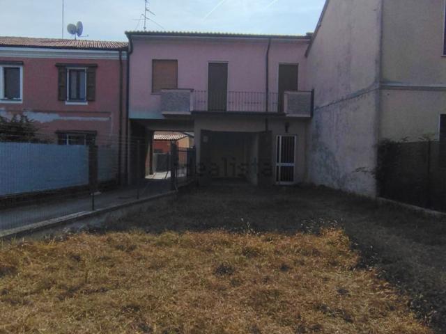 Casa in vendita a Ombriano, Crema